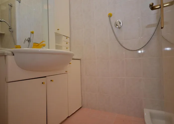 Apartament Atollo *